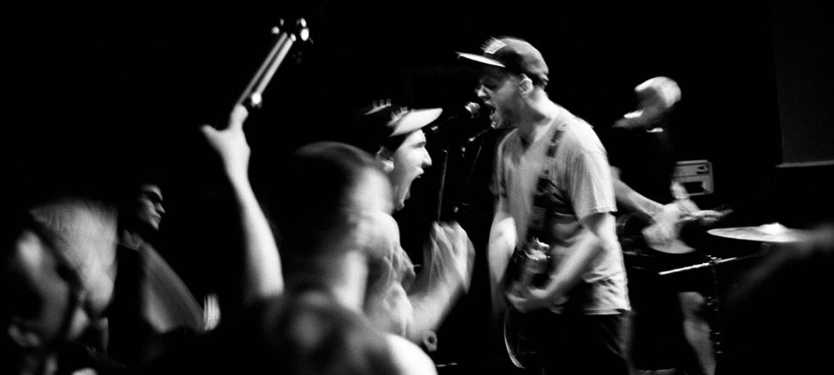 Группа «EEVA» на базе «Incorrect Records»