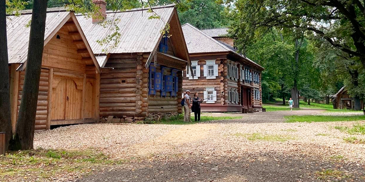 Волчьи зубы, крыша на курицах и другие чудеса хутора на окраине Нижнего Новгорода