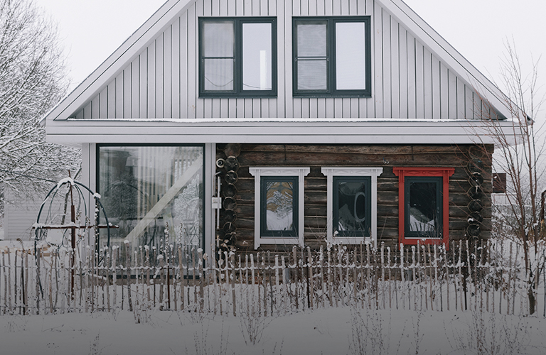 Новый Суздаль? Баня по проекту японского архитектора, дом «Липа» из старой избы и арт-объекты в селе Менчаково