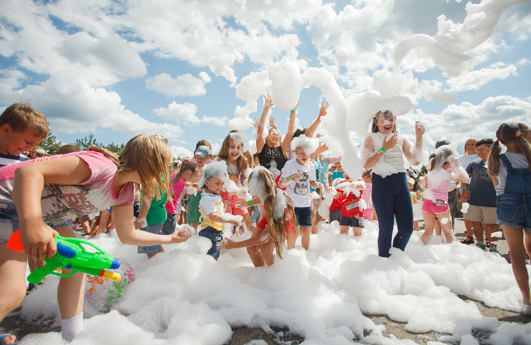 Пенная дискотека: Фонтан эмоций и позитива