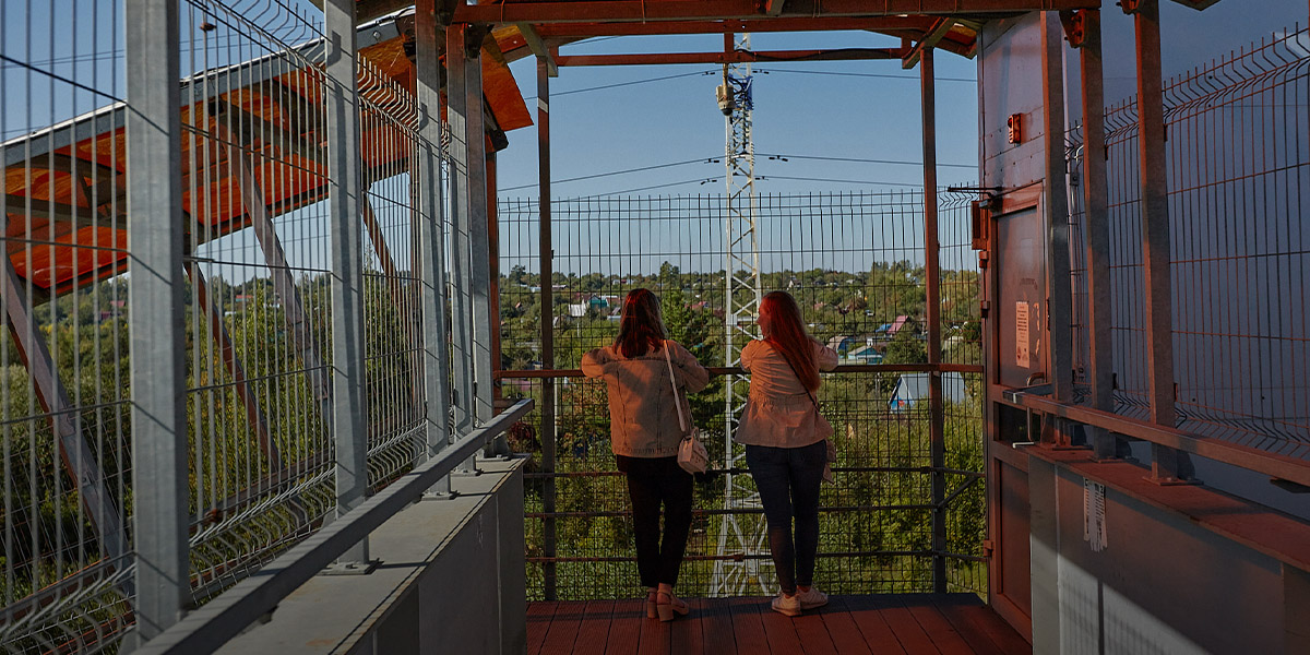 Внезапные смотровые и заброшенная экотропа: неограненная красота спального района Владимира 