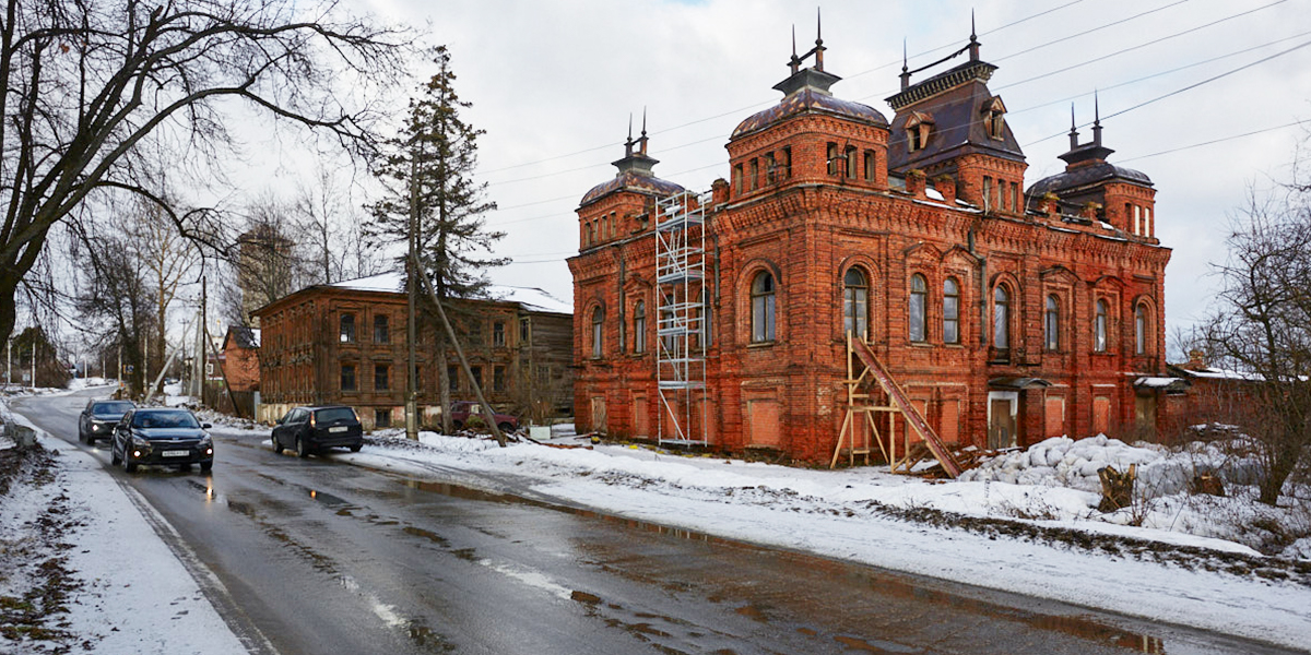 Меценат Федор Савинцев о проблемах со спасением памятников архитектуры и потенциале Мстёры