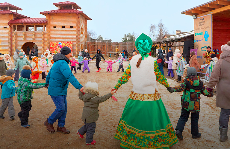 И мороз нипочём: как «Горячие ключи» и фонд «Маруся» зажгли самую тёплую ёлку области