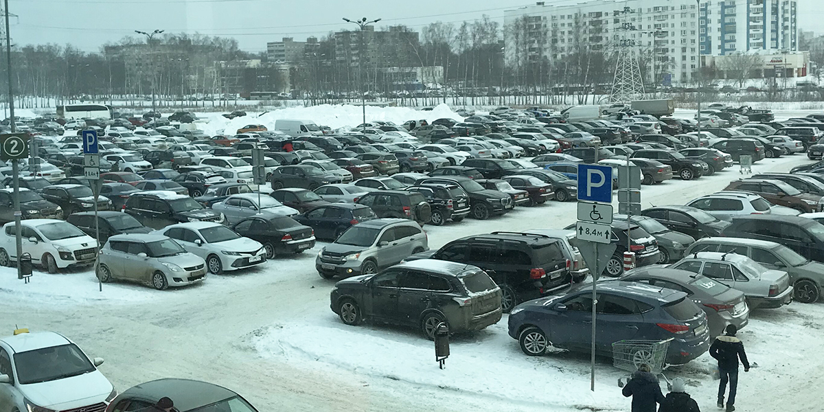 Тест-драйв: возле каких владимирских торговых центров самые удобные парковки?
