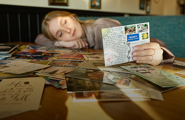 Приветы со всего света. Посткроссер из Владимира собирает открытки с воспоминаниями из детства