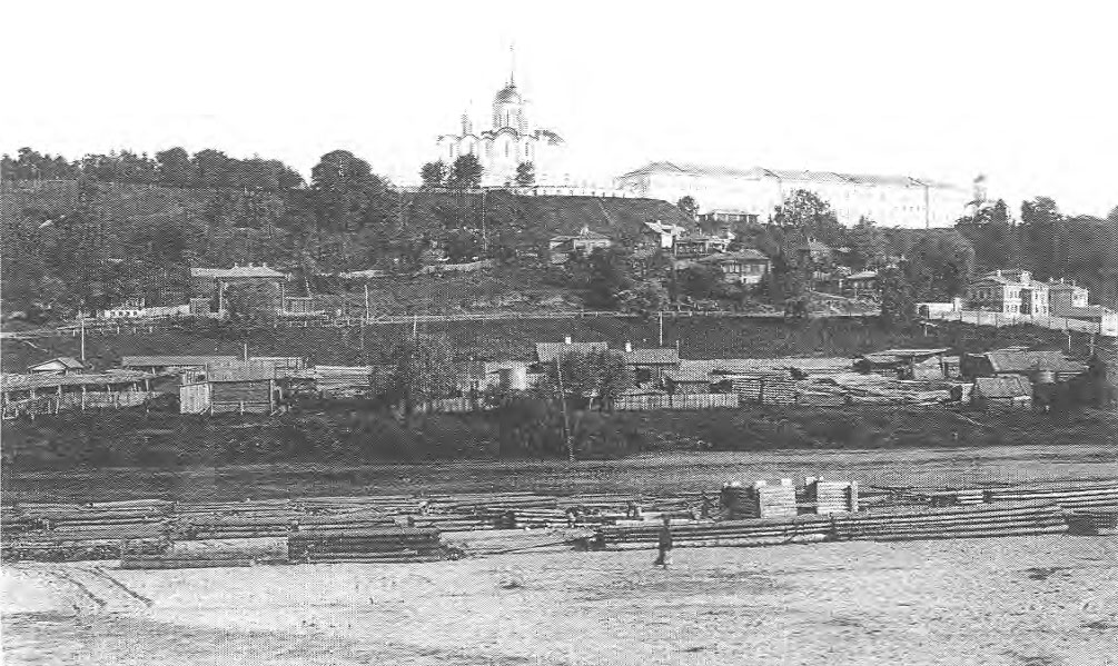 Вид от реки Клязьма на Успенский собор и центральную часть города. 1910 г.