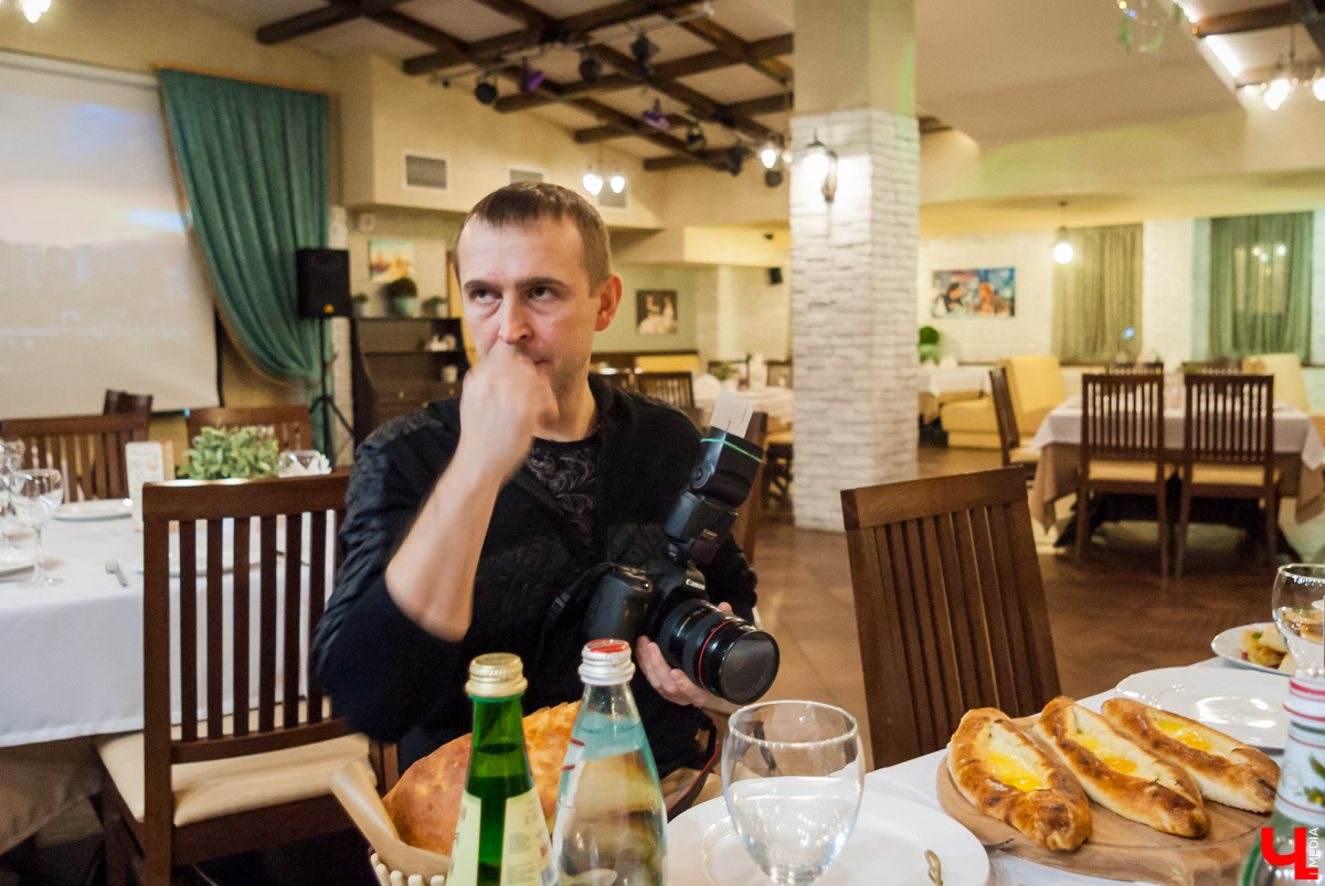 Владимирских блогеров пригласили на дегустацию нового грузинского меню в ресторан “Красносельский”