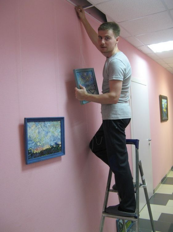 Илья Конотопов рассказывает, как строится карьера художника