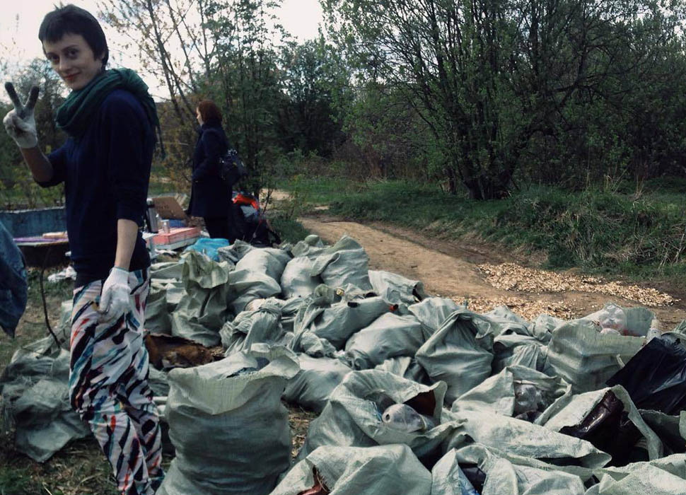 Полсотни владимирцев построили собакодром и собрали 75 мешков мусора