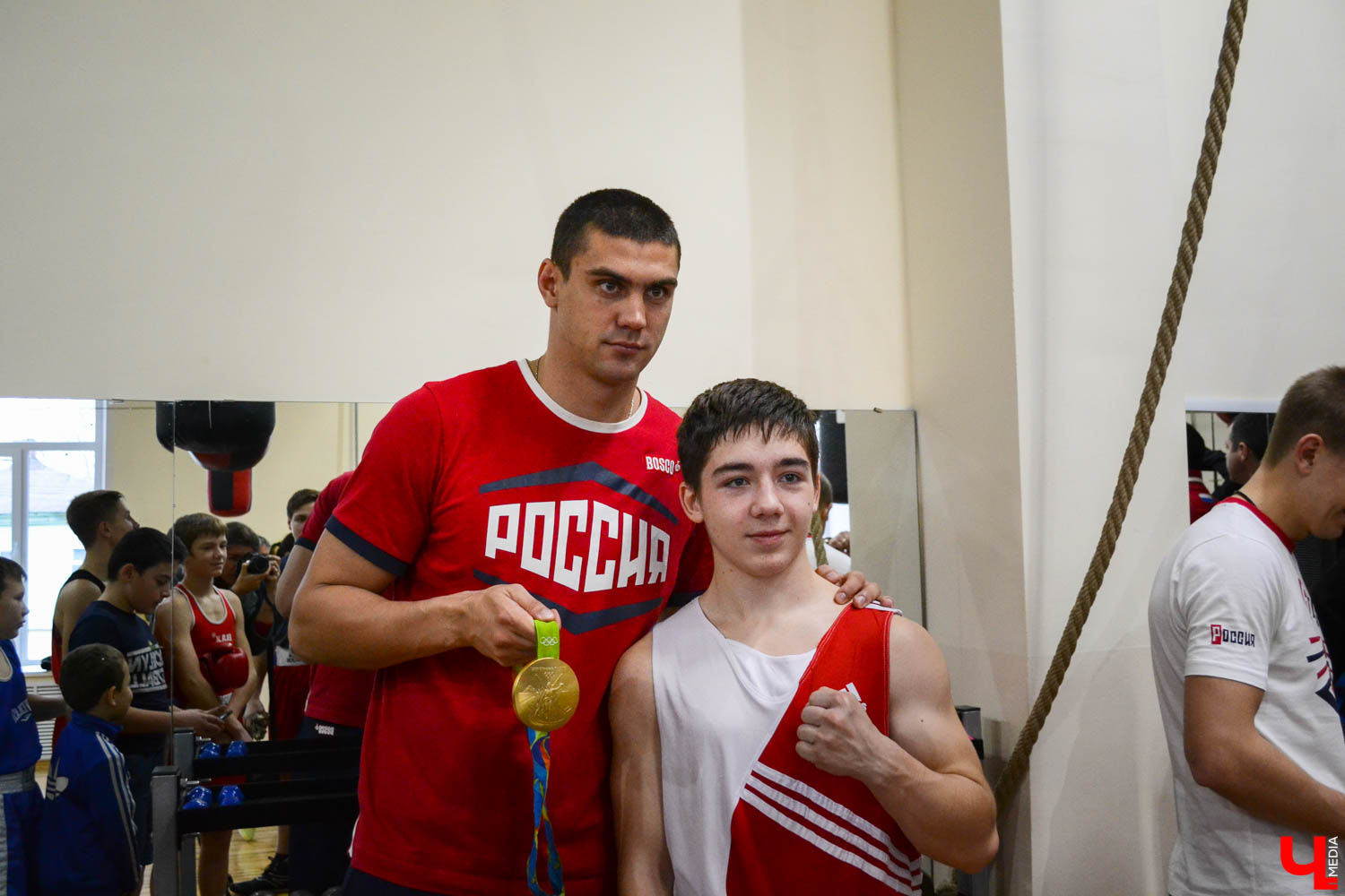 Евгений Тищенко и Виталий Дунайцев провели мастер-класс по боксу во Владимире
