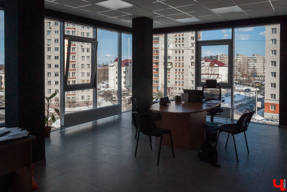 Офис с панорамными окнами во Владимире
