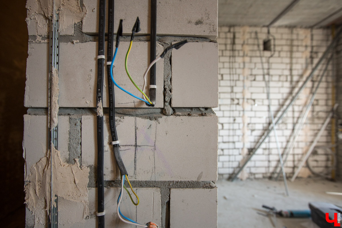 Как из обыкновенной однокомнатной квартиры сделать стильный лофт с мужским характером? Мы следим за ходом ремонта вместе с дизайнером Екатериной Масловой