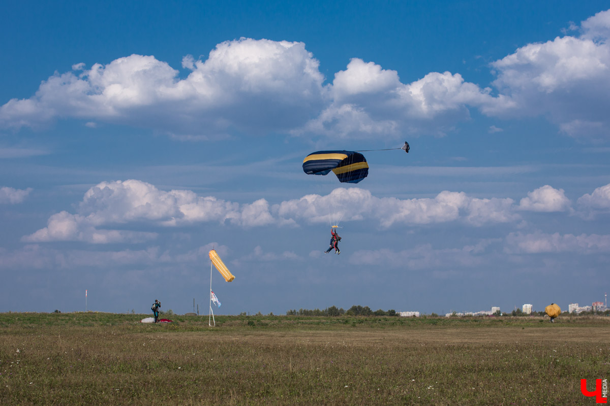 Как подготовиться к первому прыжку с парашютом. Личный опыт посетительницы владимирского аэроклуба