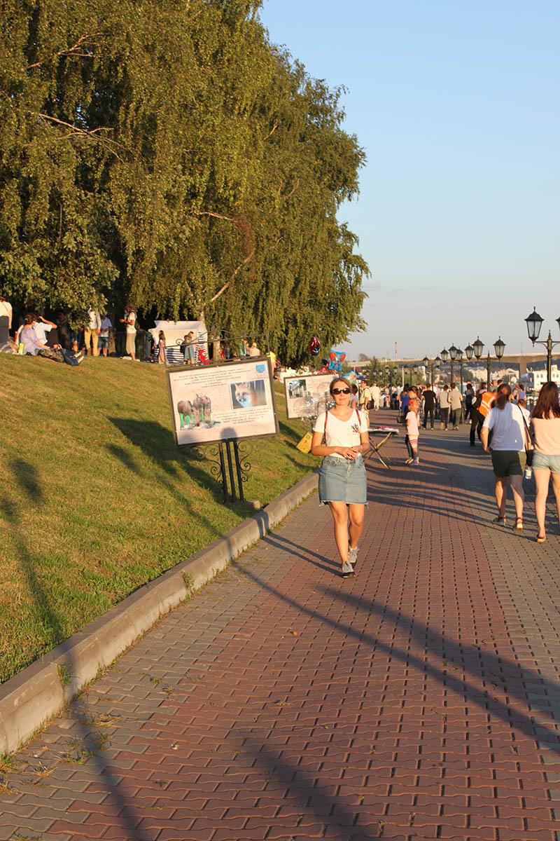 12 августа в Костроме состоялся фестиваль фейерверков “Серебряная ладья”. Сотни владимирцев побывали на этом празднике. Корреспондент “Ключ-Медиа” расспросил двоих путешественниц о поездке и самых ярких впечатлениях