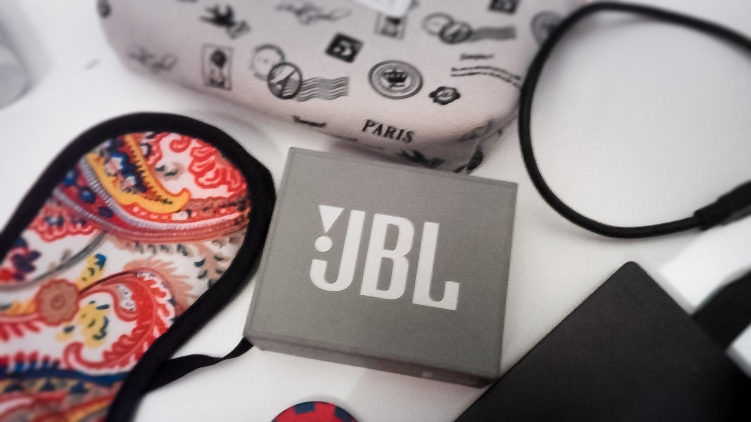 Портативная колонка JBL