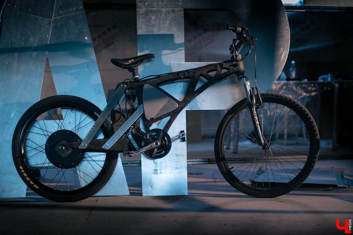 Команда владимирских изобретателей под руководством Константина Федосеева собрала 3D велосипед VBike. Теперь они планируют построить 3D принтер