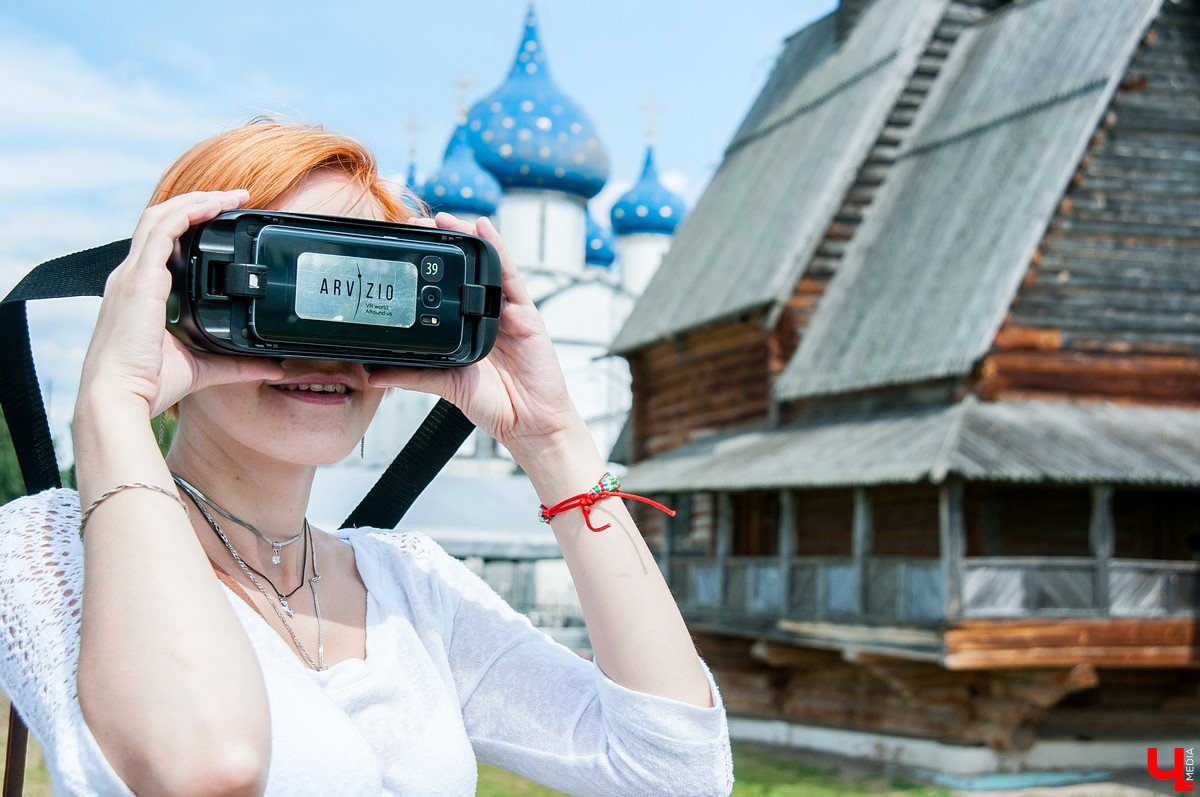 Обзор экскурсии по Суздальскому кремлю в очках виртуальной реальности