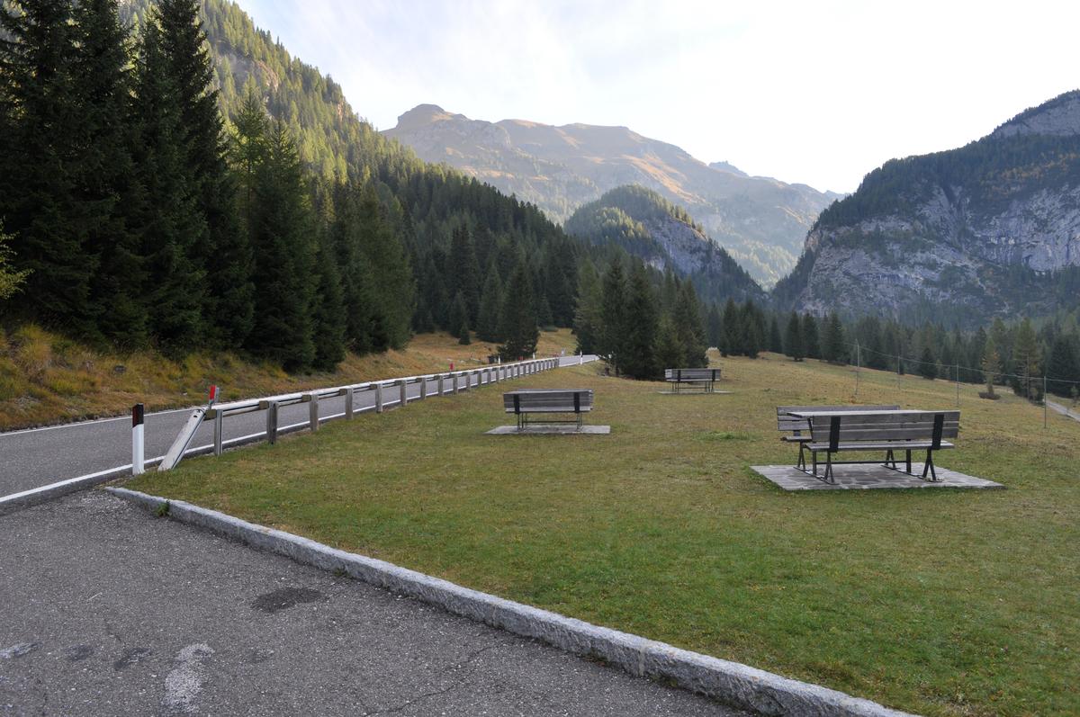 Артем Кокорин - владимирский художник-реставратор, за последние 5 лет исколесивший на машине 15 стран Европы. В общем и целом маршрут нашего земляка составил 32 тысячи километров. Как отправиться за границу на авто - узнаем из первых уст