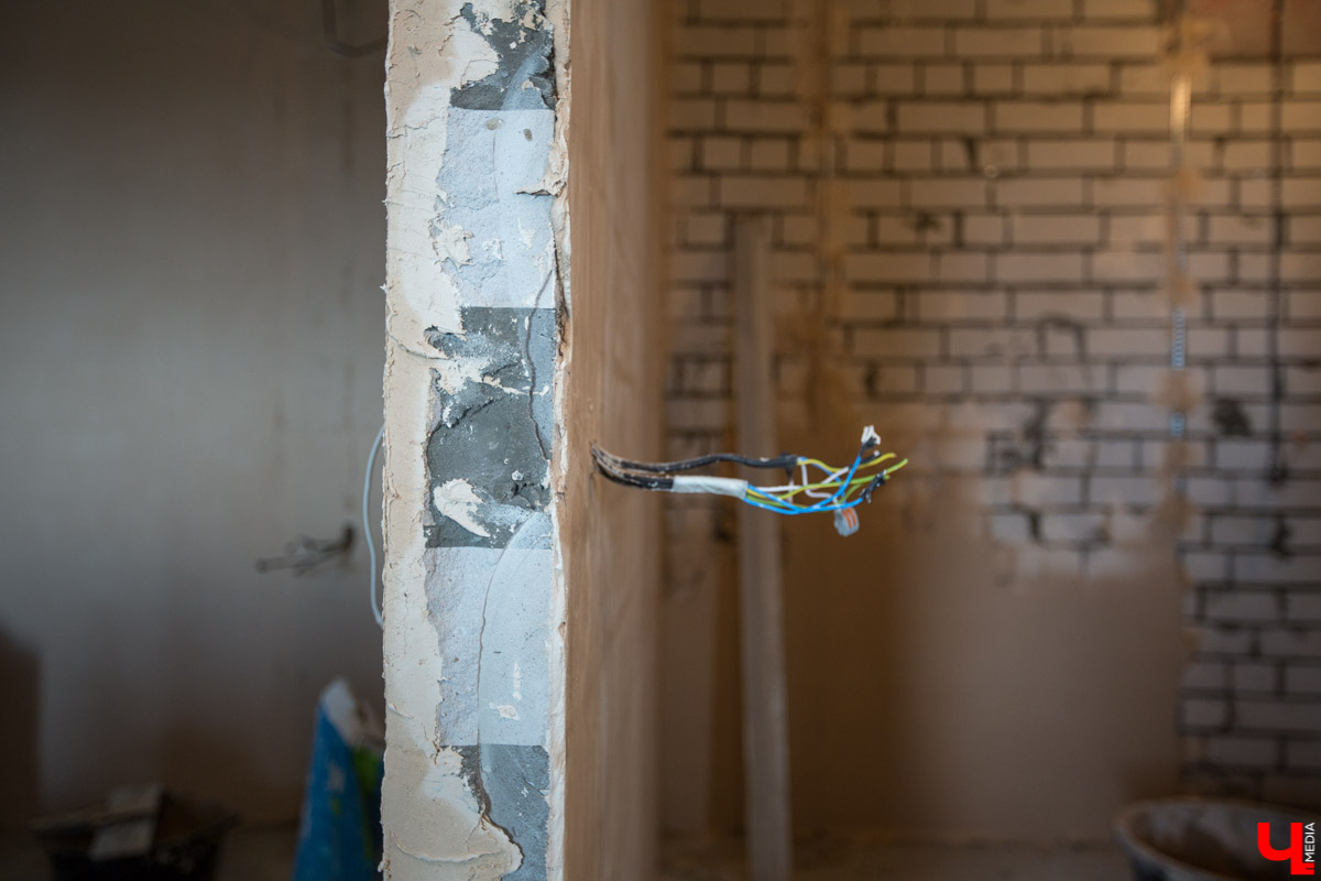 Как из обыкновенной однокомнатной квартиры сделать стильный лофт с мужским характером? Мы следим за ходом ремонта вместе с дизайнером Екатериной Масловой