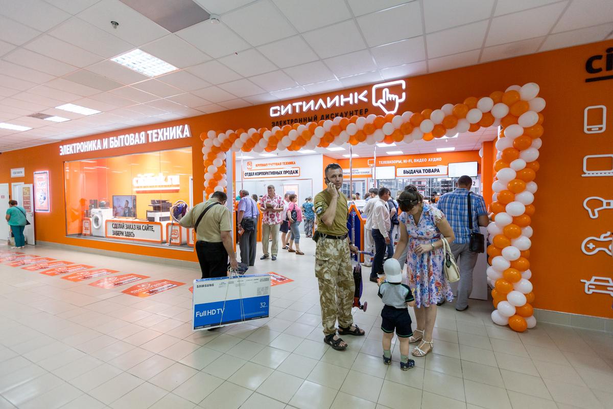 С 3 по 5 августа во владимирском ЦУМе «Валентина» проходило торжественное открытие 54-го магазина со складом одного из крупнейших онлайн-ретейлеров России – компании «Ситилинк»