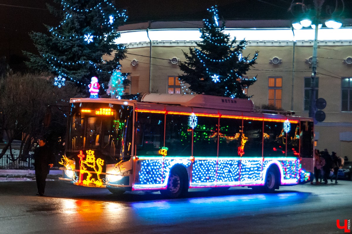 Новогодний транспорт во Владимире