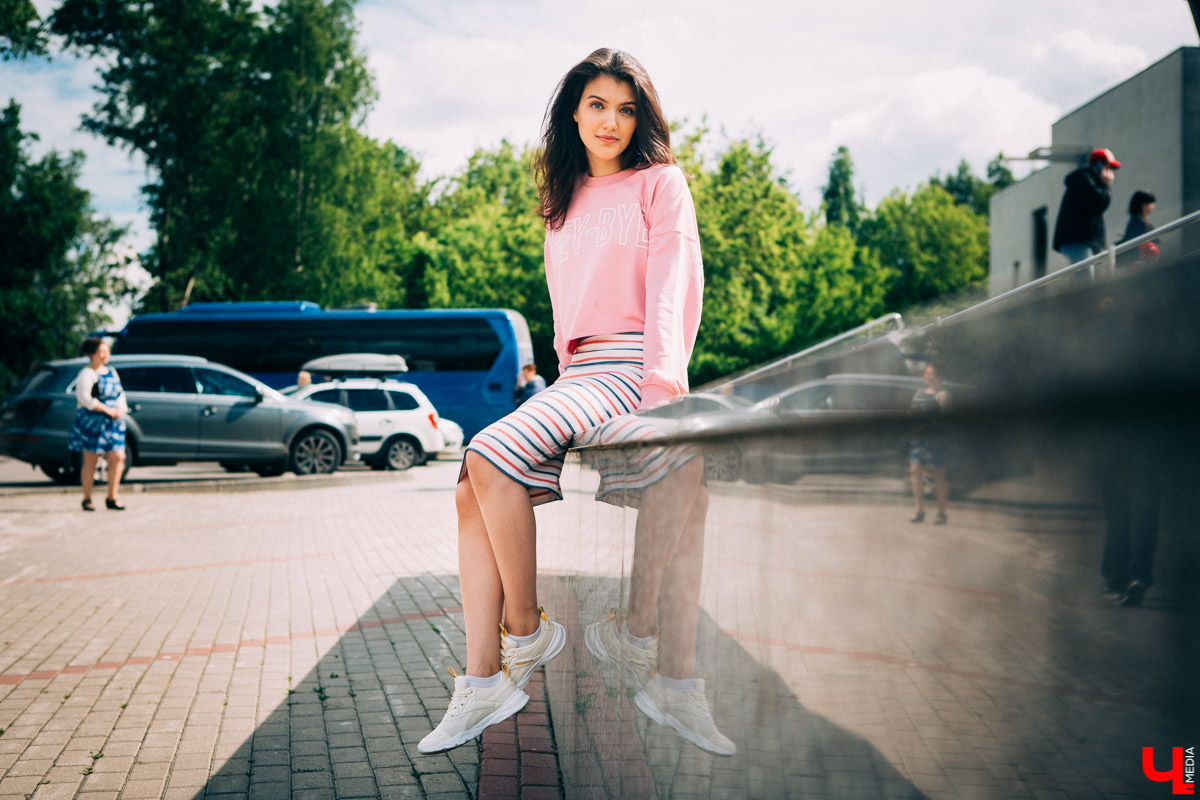 «Подворачиваем джинсы, так ноги кажутся стройнее»: мода улиц во Владимире