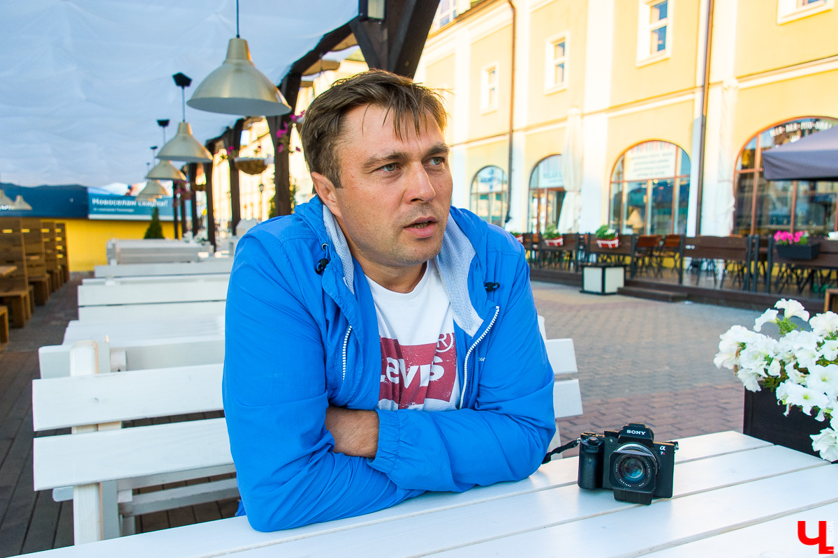 Фотограф Вячеслав Холодилов рассказывает, как прошла ню-фотосессия для календаря “Ключ-Медиа” 2019 и почему не все снимки попадут в итоговый проект