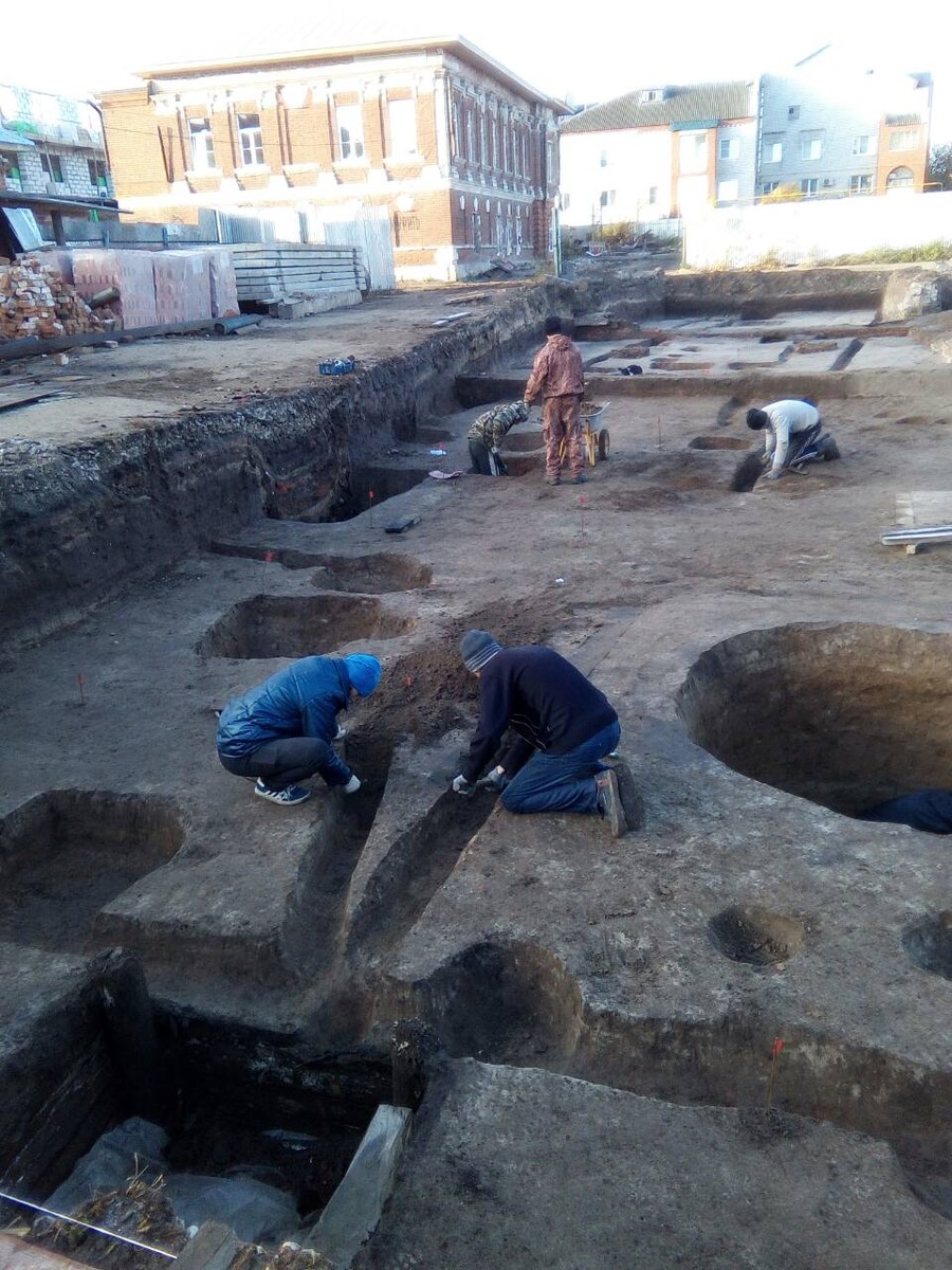 Ноябрь - время окончания сезона археологических раскопок. Мы решили выяснить, что удалось найти ученым за 2018 год