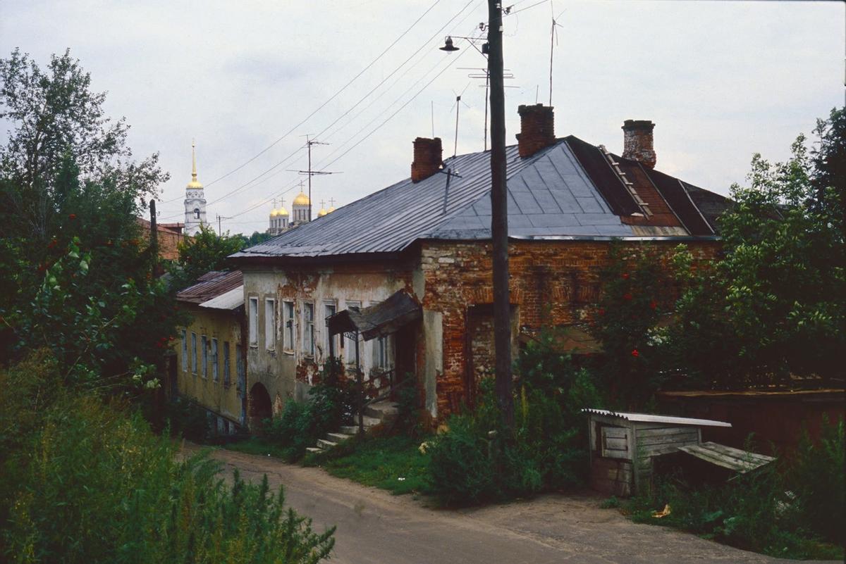 Спасская улица во Владимире. 1990 год