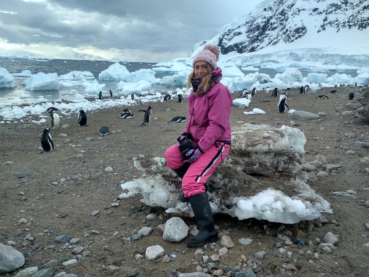 Алена Антонова вернулась из Антарктиды