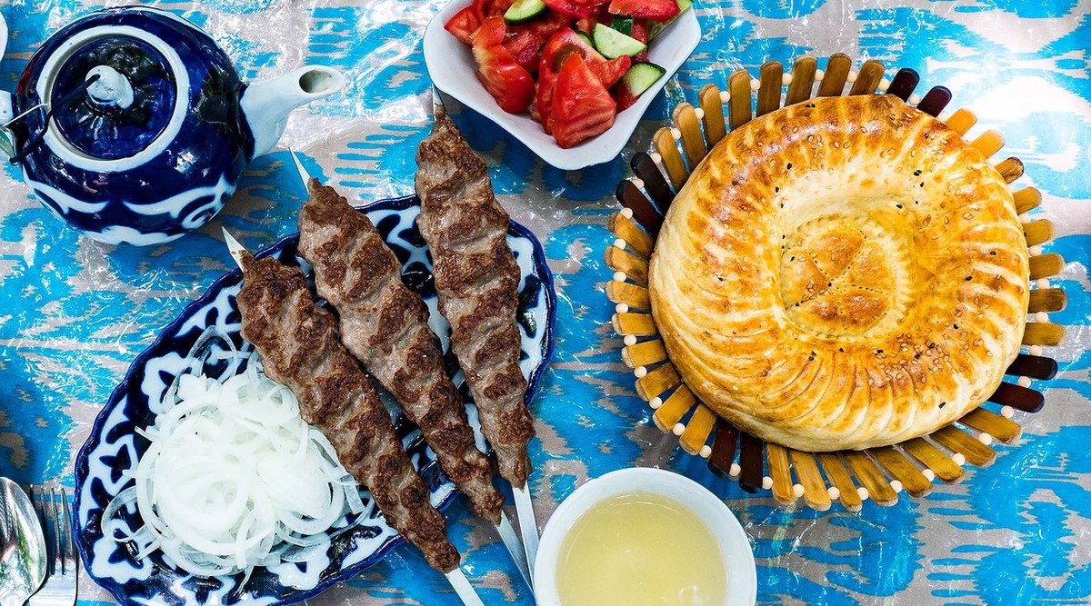 Студия Roulet приглашает поучаствовать в кулинарном туре в Узбекистан с 1 по 8 мая