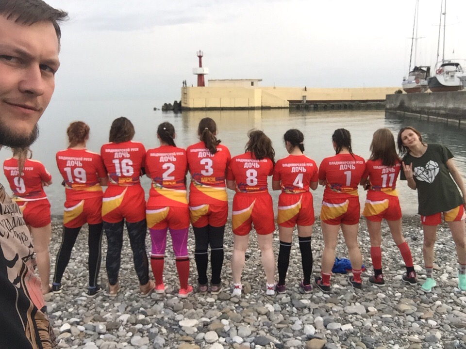 Игроки женской сборной Владимирской области побывали в Сочи и провели несколько игр в рамках этапа Федеральной лиги