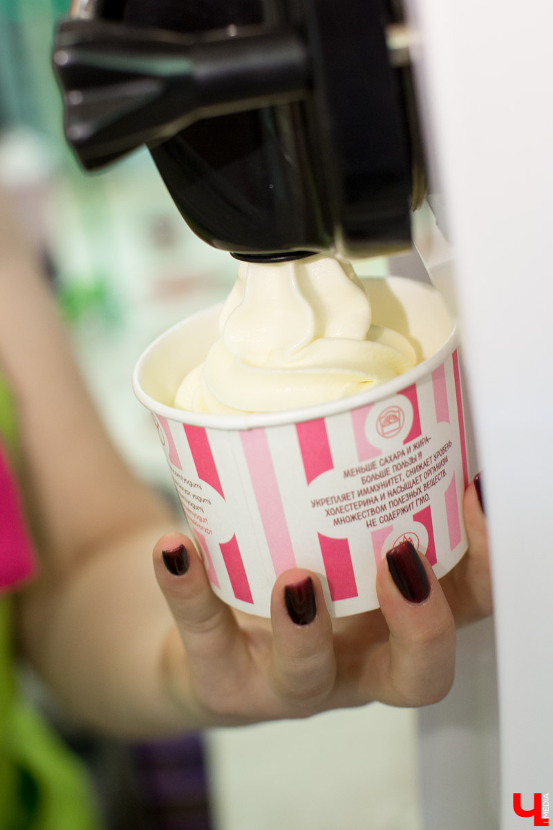 Теперь во Владимире продается мороженое из йогурта. В “Мегаторге” открылся йогурт-бар YOGUMI