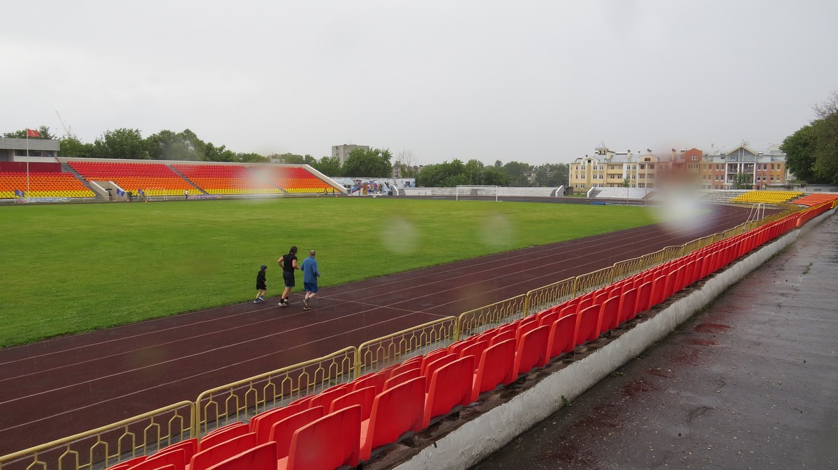 Спортсмен-любитель Дмитрий Крашенинников рассказал, как и где найти место для уличной тренировки. 6 отличных мест для занятий во Владимире.