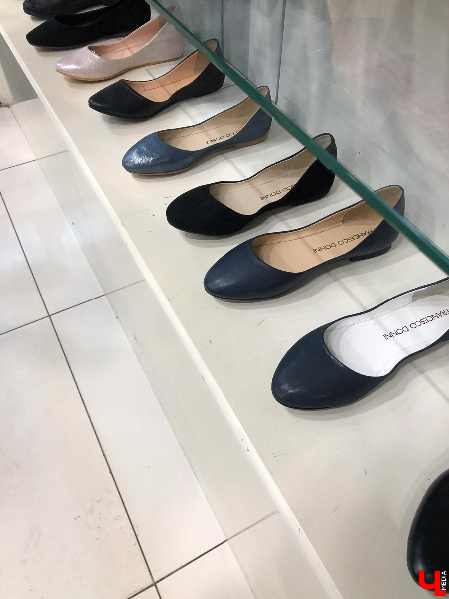 Владимирский стилист Мария Засорина рассказала о трендах и антитрендах лета-2019. Речь шла о выборе обуви