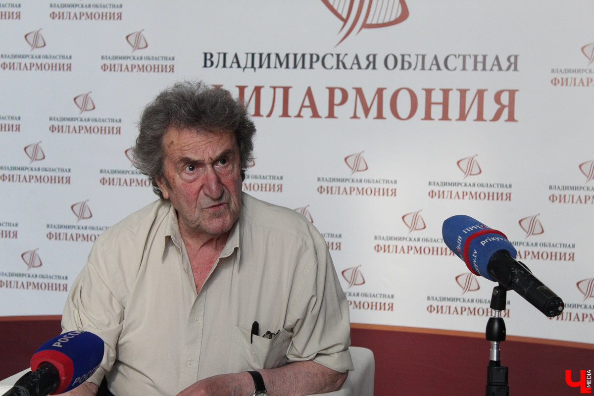 20 июня в Концертном зале имени Танеева перед владимирцами выступил автор юмористических четверостиший Игорь Губерман