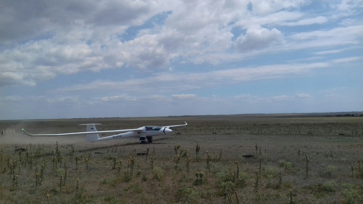 Нашему земляку Виталию Кепину удалось запечатлеть летательный аппарат обладателя мировых рекордов Гиннесса Фёдора Конюхова.