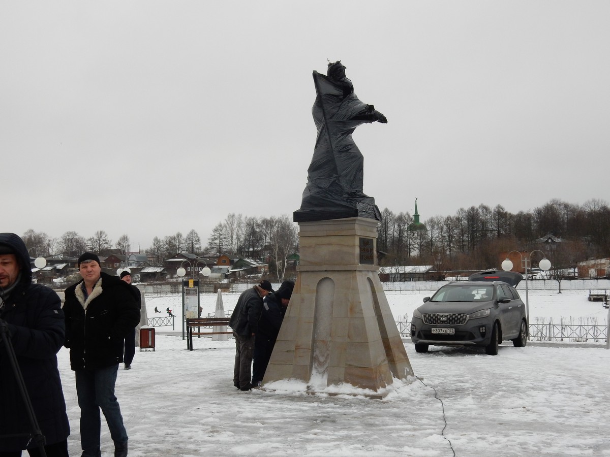 В Александров вернули памятник Ивану Грозному. Торжественное открытие состоится 7 декабря в 12:00