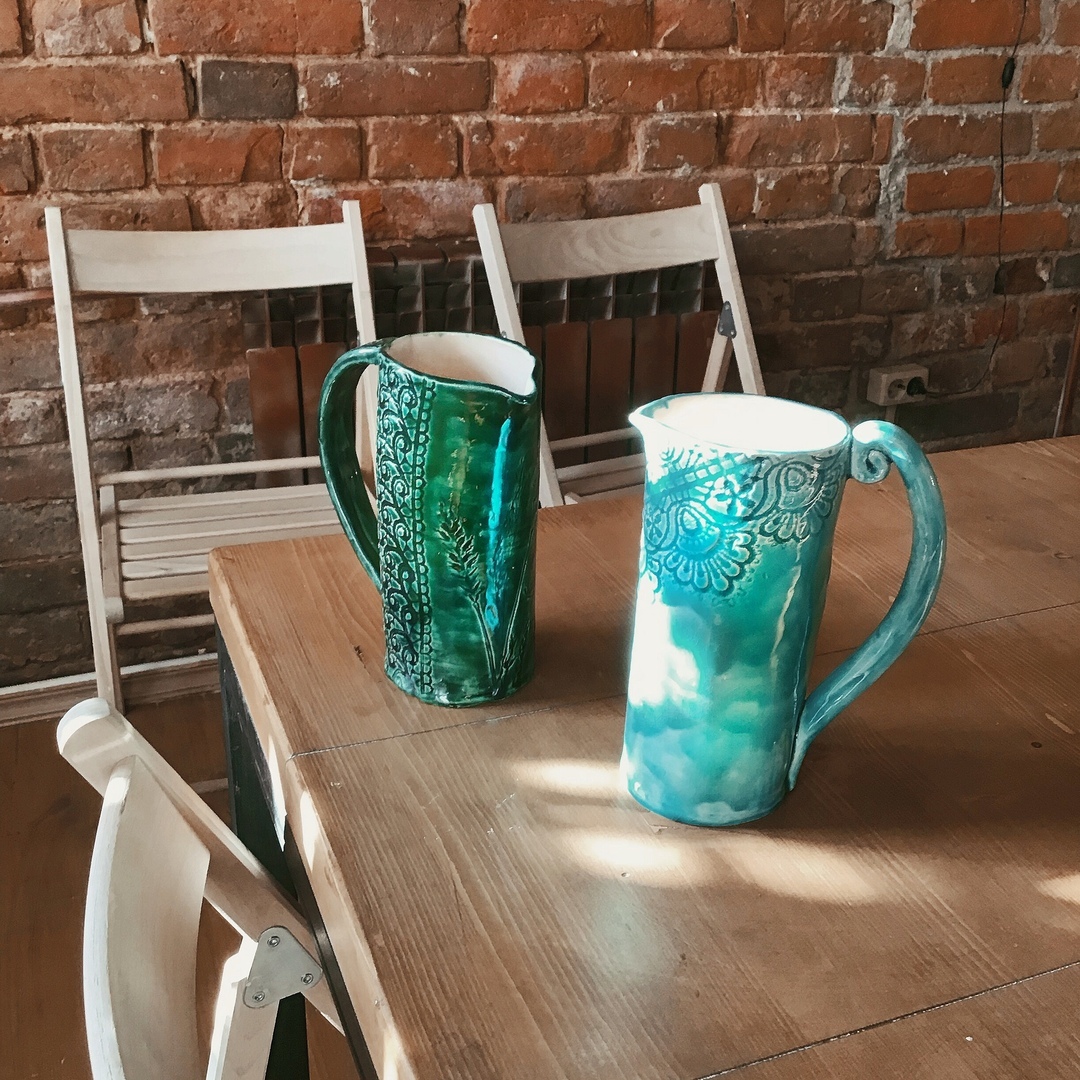 Подготовка к праздникам в самом разгаре. Оригинальные идеи педагогов школы «Колокол» позволят сотворить новогодний декор или презент своими руками. Приходите с 16 по 22 декабря