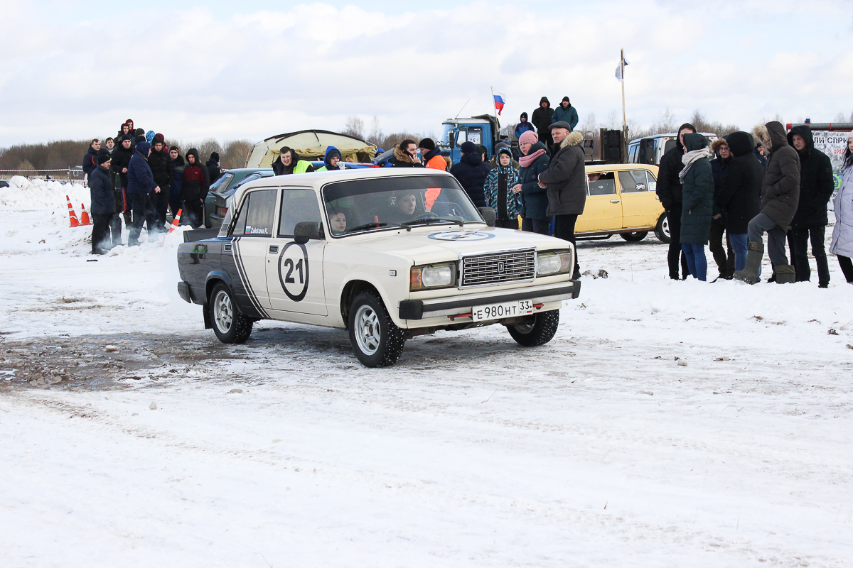В последний день зимы, 29 февраля, в регионе прошло сразу две гонки - ралли-спринт и первый этап Первенства Владимирской области по автомногоборью среди молодежи
