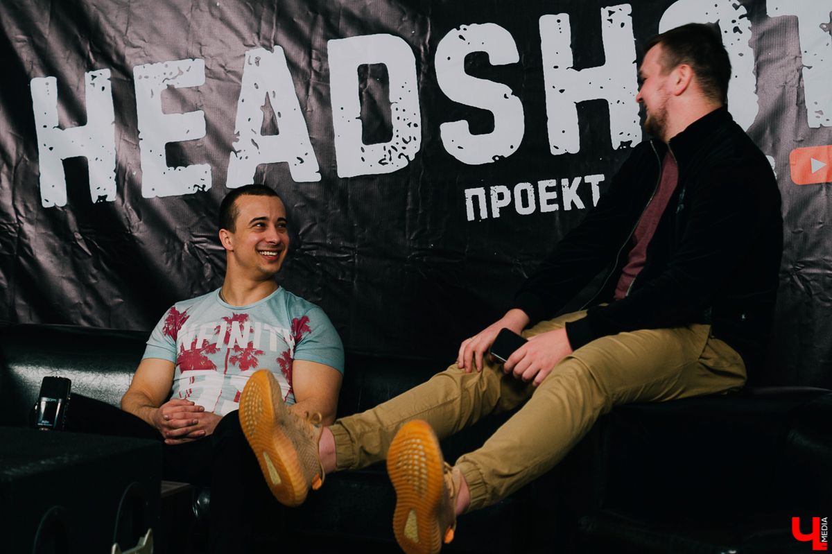 Первая пресс-конференция бойцов в рамках владимирского ютуб-шоу «HEADSHOT» была ох какой горячей. Как думаете, махали ли ребята кулаками до драки?