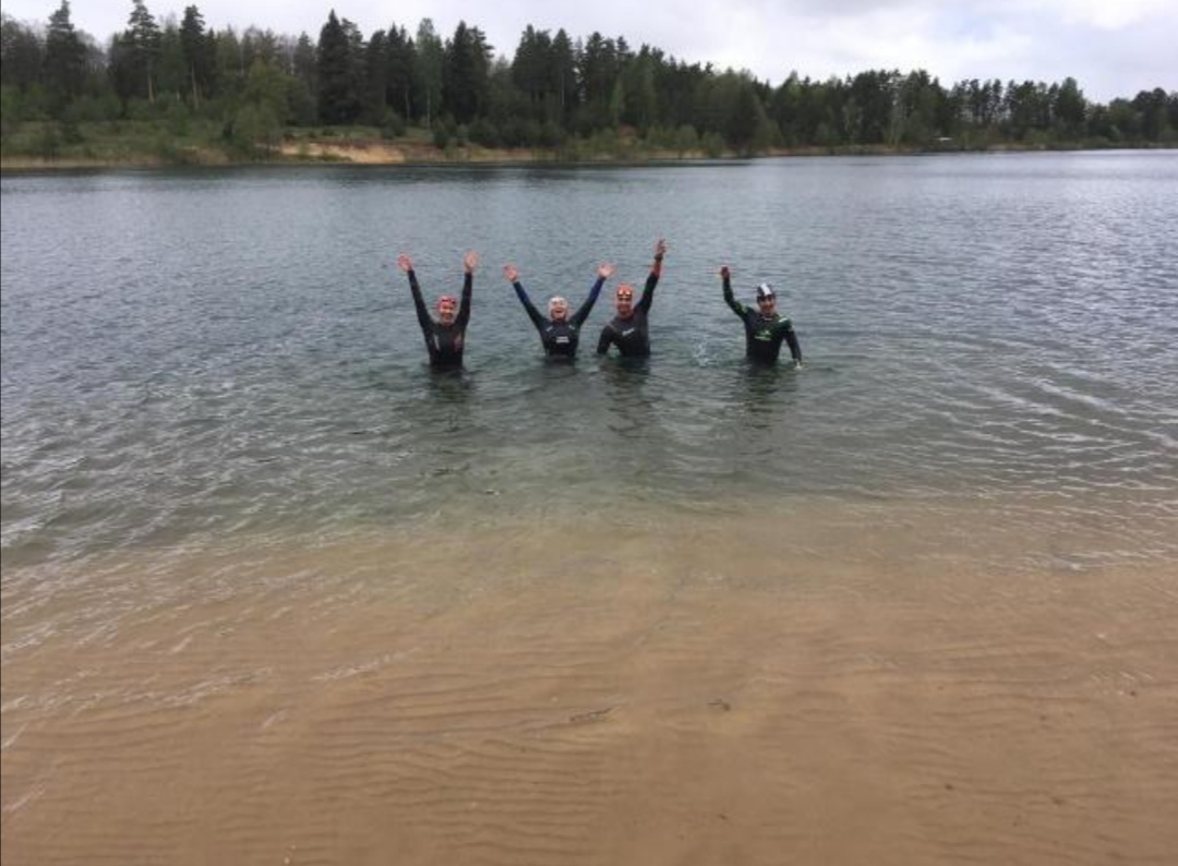 Владимирские любители драйвового купания открыли сезон на местных водоемах