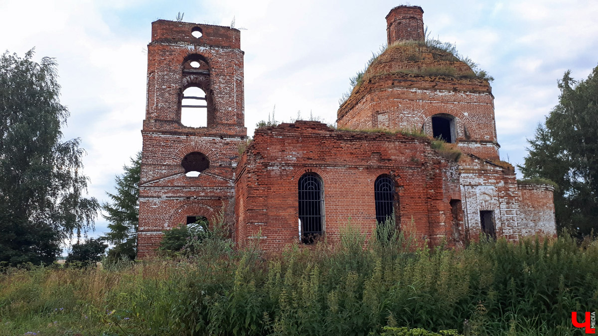 Села Хотенское и Новгородское в Суздальском районе могут похвастаться интересной историей. А еще в них стоят красивые заброшенные храмы