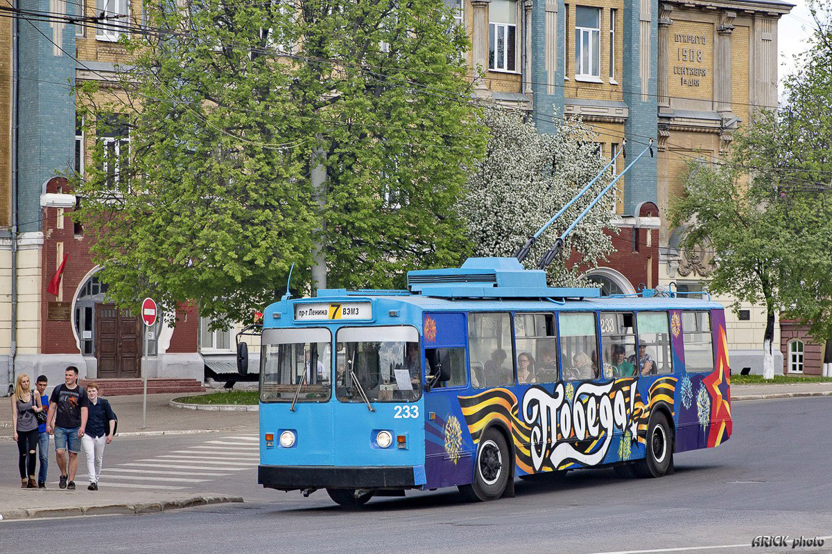 Троллейбус из 90-х вернется на владимирские улицы. Реставрируют ЗиУ-682Г и к Новому году хотят выпустить в рейс