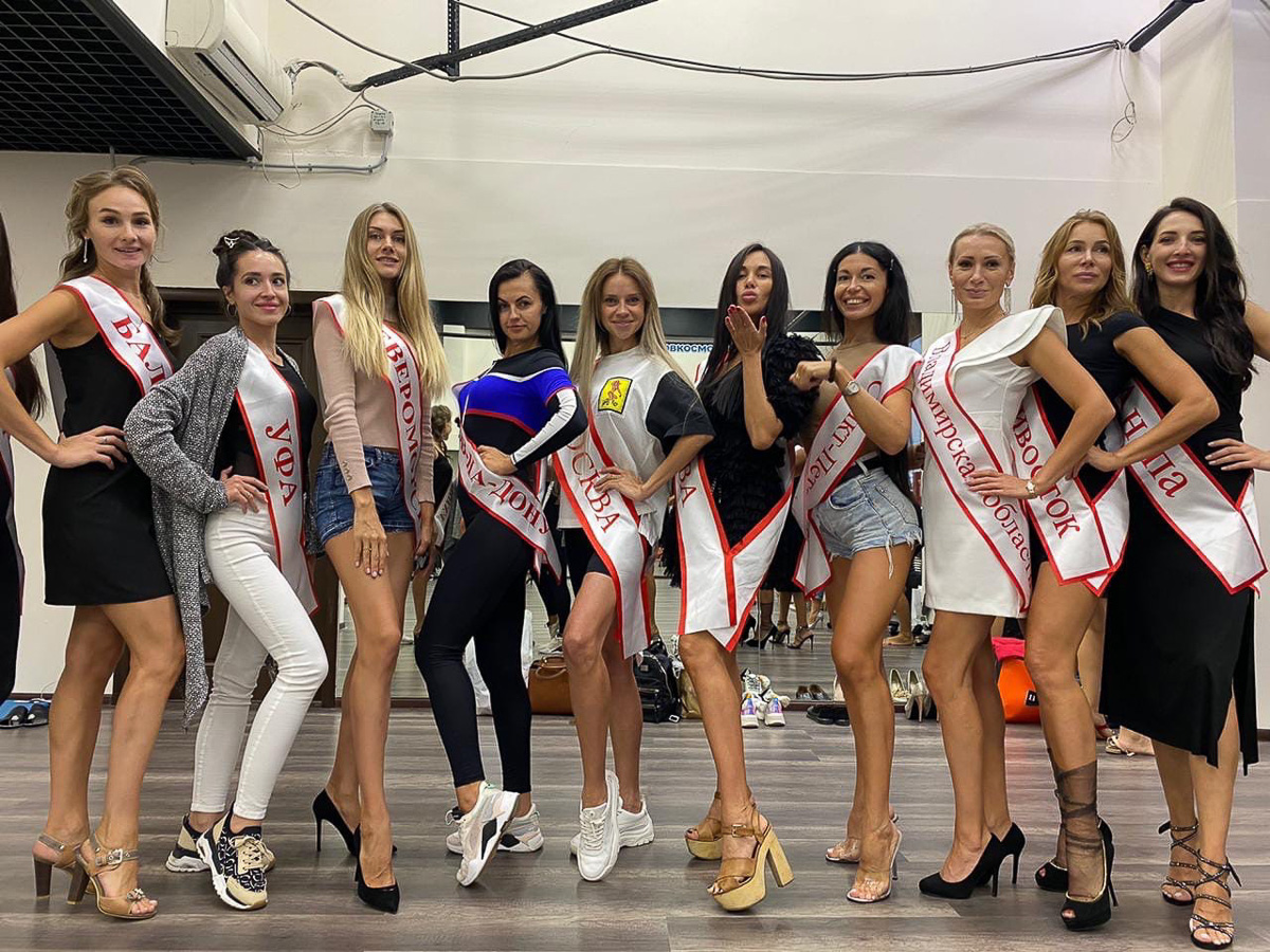 Наталья Юдина, в 2019-м году завоевавшая титул «Миссис Владимирская земля», достойно представила наш регион на конкурсе «Миссис Россия Мира-2020»!