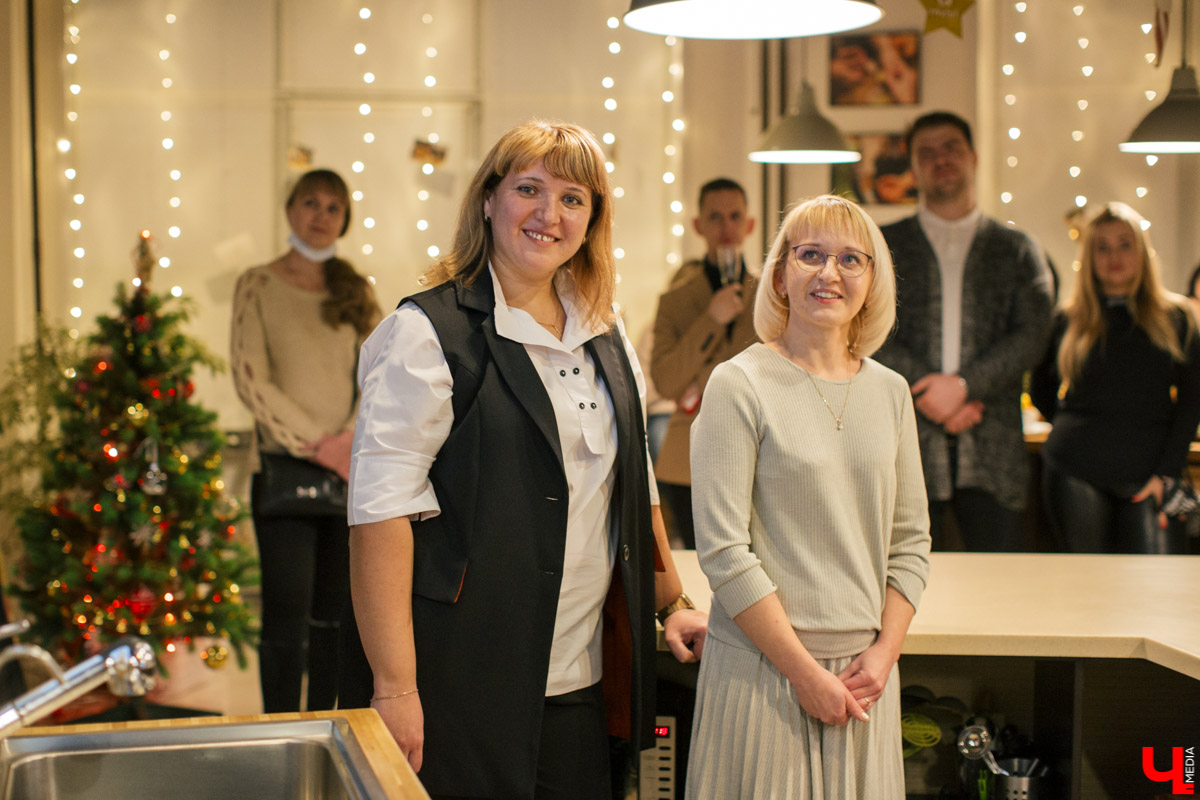 В студии Roulet подвели итоги конкурса «Команда со вкусом». Так какой же ролик оказался лучшим? Кто получил гран-при — кулинарный корпоратив за 60 000 рублей?