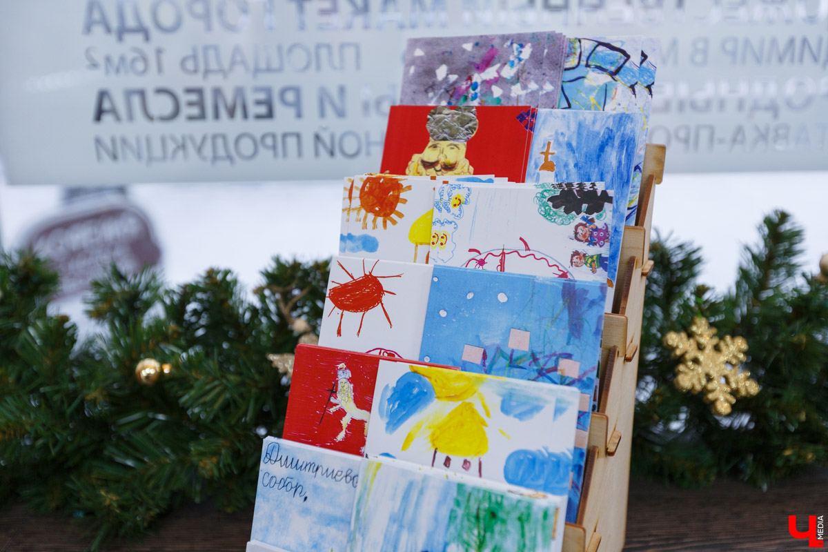 Пятый день рождения владимирского колеса обозрения «Небо 33» прошел в очень необычном формате - с фаер-шоу и подарками, наполненными смыслом.