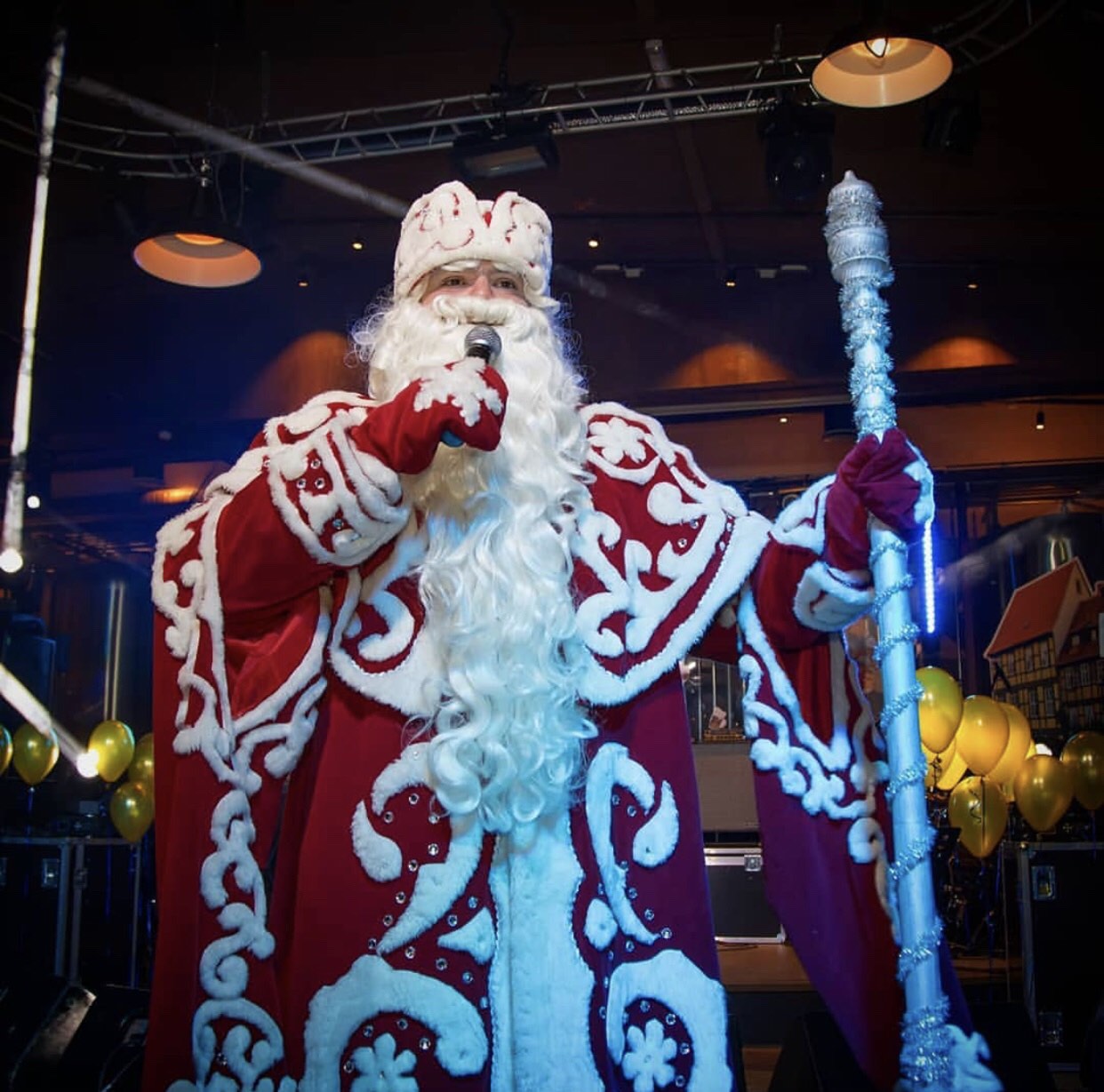 Владимирский Дед Мороз Егор Корсаков узнал рецепт прованских овощей, не грозящий возвратом сброшенных килограммов.
