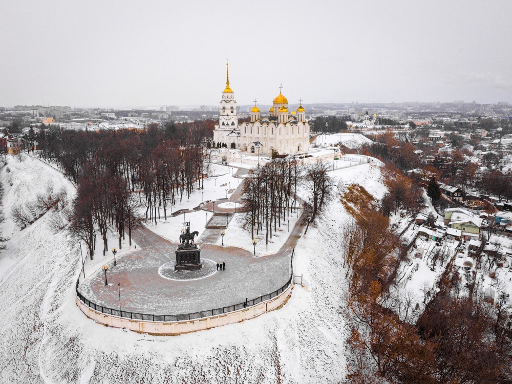 В новогодние праздники Владимирская область приняла на 30% больше гостей, что позволило ей занять 2-е место в рейтинге регионов Золотого кольца после Москвы и Московской области.