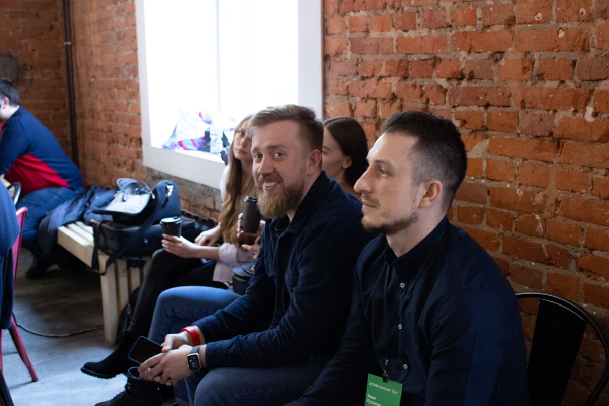 Во Владимире состоялось большое бесплатное мероприятие для представителей IT-отрасли: руководителей студий, менеджеров проектов, специалистов интернет-маркетинга, разработчиков. Умные выходные прошли благодаря рейтинговому агентству «Тэглайн» и местным ведущим IT-компаниям.